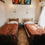 Hotel Artium Cave