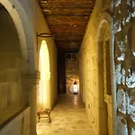 Artium Cave Hotel *