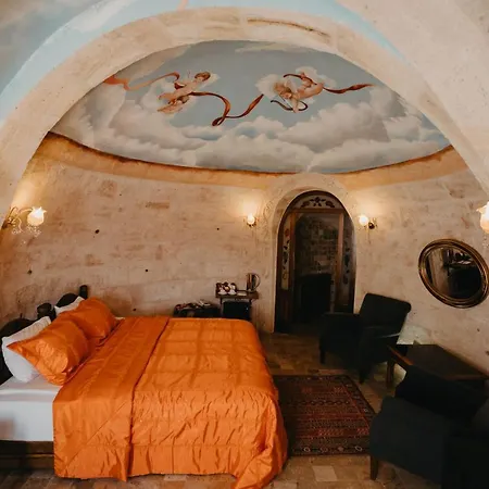 Hotel Artium Cave *