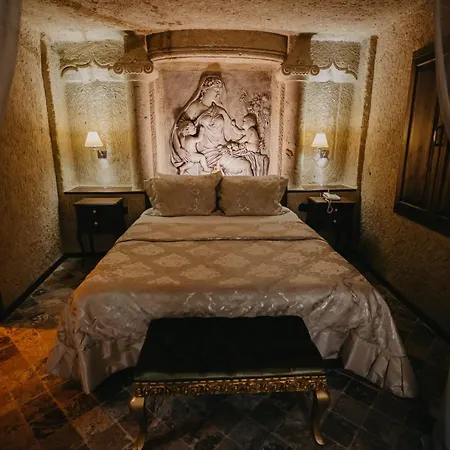 Artium Cave Hotel *