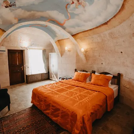 Artium Cave Hotel *