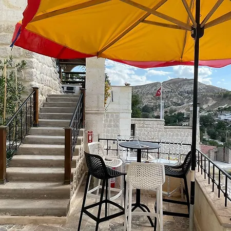 فندق Artium Cave *