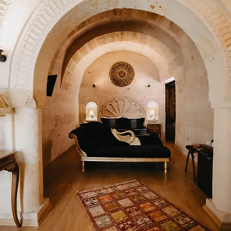 Artium Cave * Mustafapaşa